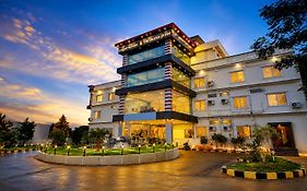 Hotel Grand Jp Inn